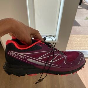 Mint condition Salomon trail running shoes